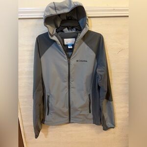 Columbia Two-Tone Gray Hooded Softshell Jacket
